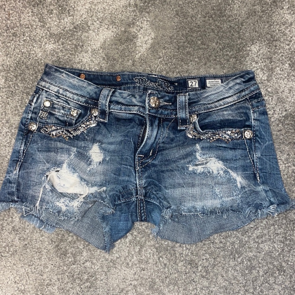 Rhinestone low rise Miss me brand shorts from buckle